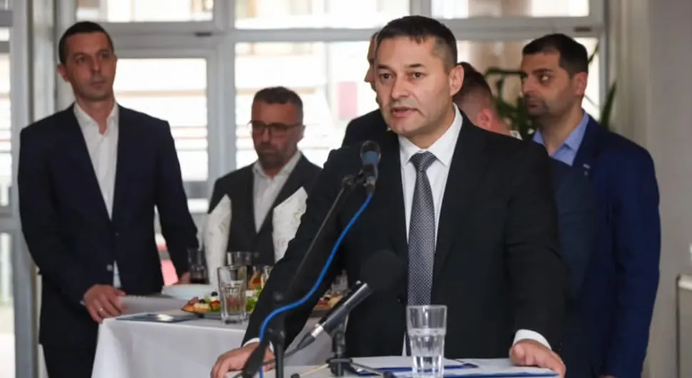680a37dfdd8e1-aco stanisic.webp
